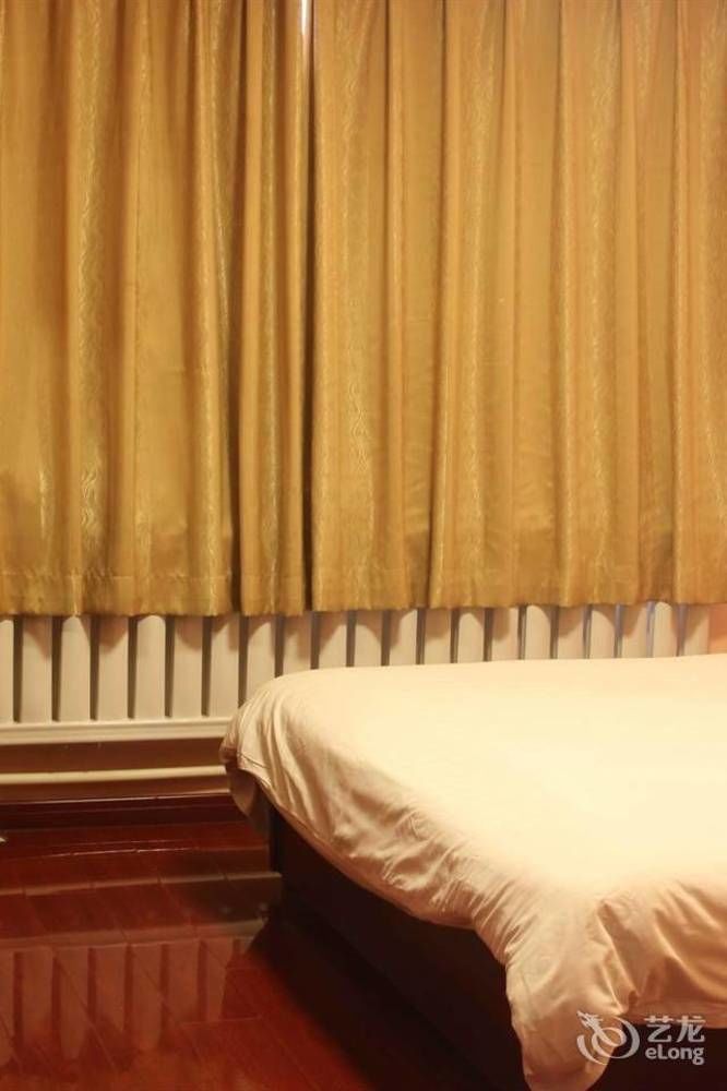 Nanfang Junyue Business Hotel 大连 外观 照片